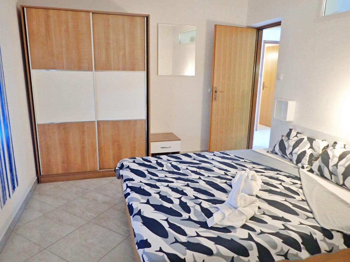 Apartments Lilly By The Sea Baric Draga Luaran gambar