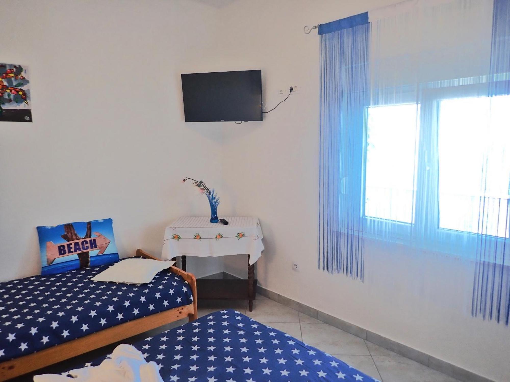 Apartments Lilly By The Sea Baric Draga Bilik gambar